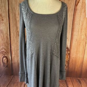 E by Eloise Tunic